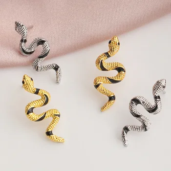 2021 Trend Fashion Snake Stud auskarai Geometrija maži gyvatės auskarai moterims Aukso sidabro spalva Mielas Juokingas Šaunus auskaras Papuošalai