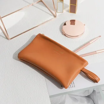 Fashion Small Ins Wind Portable Makeup Bag Soft Leather Mini Carry-on Bag Lūpų dažai Mobili monetų piniginė