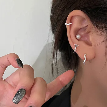Kpop Wave Hoop auskarai moterims Simple Y2k Small Huggie Thin Zirconia Ear Carzlage Earing Earcing Earcing Earclip Jewelry KDE081