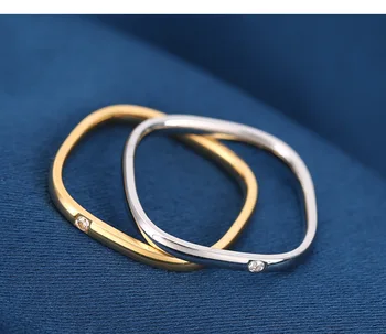 Madingas unikalus kvadratinis piršto žiedas Moterys Nerūdijančio plieno cirkonis Geometriniai ploni žiedai Aukso sidabro spalva Skirtingai nuo dovanų 5- 9 dydžio