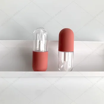 Mini kapsulė Skysto pagrindo kosmetika Išpilstymas Kelionės Nešiojamas odos priežiūros buteliukas Pieštukas Pakartotinai filfiluojamas buteliukas su lūpų šepetėliu