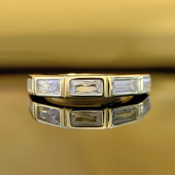 Naujasis Wish stiliaus 2.5 * 5 mm stačiakampis cirkoninis žiedas su paauksavimu yra populiarus tarp Europos ir Amerikos sienų