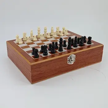 Nešiojamas medinis šachmatų rinkinys Dėlionė Šeimos žaidimas Sulankstoma šachmatų lenta Lengvas nešiojimas kelionėms Lauko naudojimas Vaikai ir suaugusieji