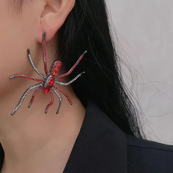Perdėto dizaino vorų vakarėlio auskarai moteriai