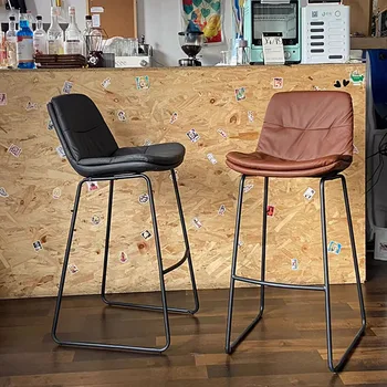 Prekystalis Prabangios baro kėdės Išorinė komercinė stotis Tvarios baro kėdės Ergonomiškas restoranas 