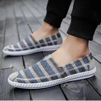 Vasaros nauji vyriški lininiai kvėpuojantys laisvalaikio batai Kiniško stiliaus Pekino audinio batai lauke Patogus lengvas minkštas padas