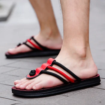 Vyriškos šlepetės 2023 Nauji minkšto dugno neslystantys šlepetės Mados tendencijos Flops Laisvalaikio paplūdimio batai Vyriški sandalai Vonia Sandal Šlepetės